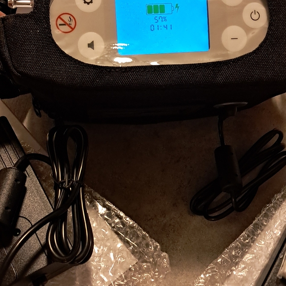 Rythm Healthcare Portable O2 Conc. New - Picture 3 of 13